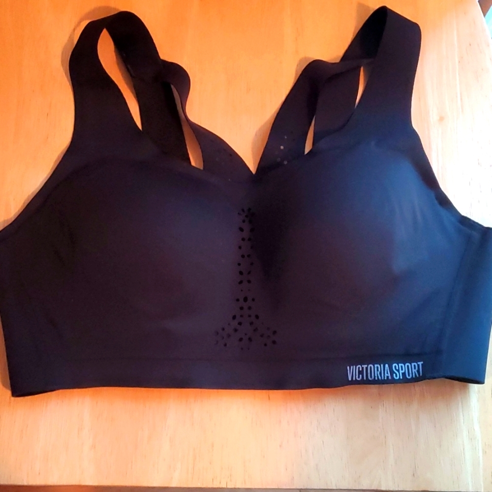Victoria's Secret SPORT Max Sport Bra - Size 36C